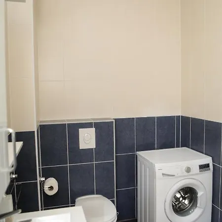 Apartman Lana *